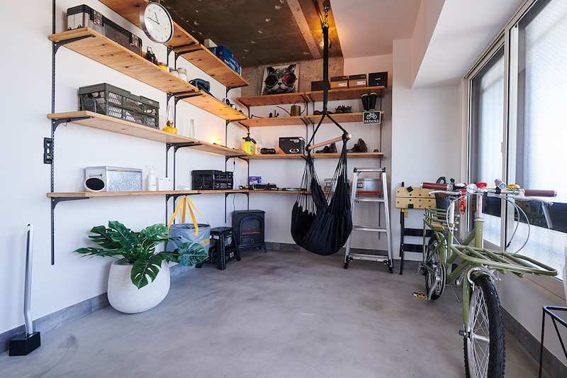 湿気と匂いを防ぐ 換気扇や小窓の設置