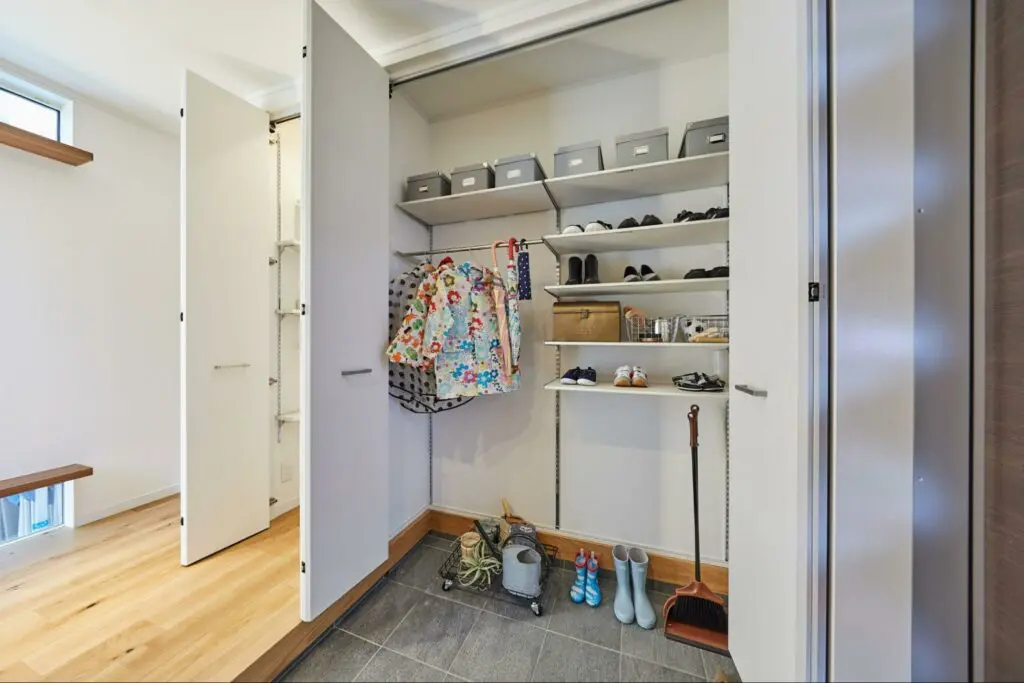 収納効率が劇的に変わる「可動棚」の上手な活用法