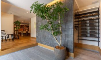 シューズクローゼット（土間収納）と据え置き下駄箱 種類と特徴を徹底比較