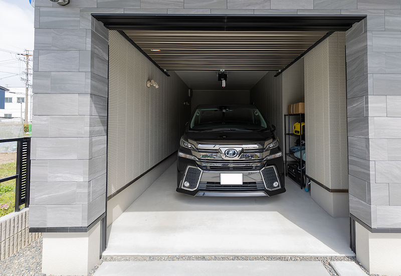 駐車スペースや駐輪場だけでなく外構が狭く来客を招きにくいという不満